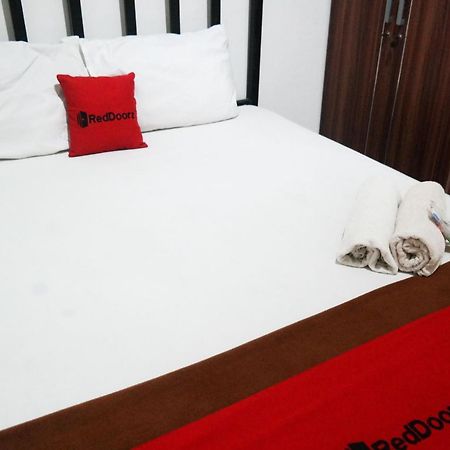Reddoorz At Jalan Somba Opu Losari 马卡萨 外观 照片