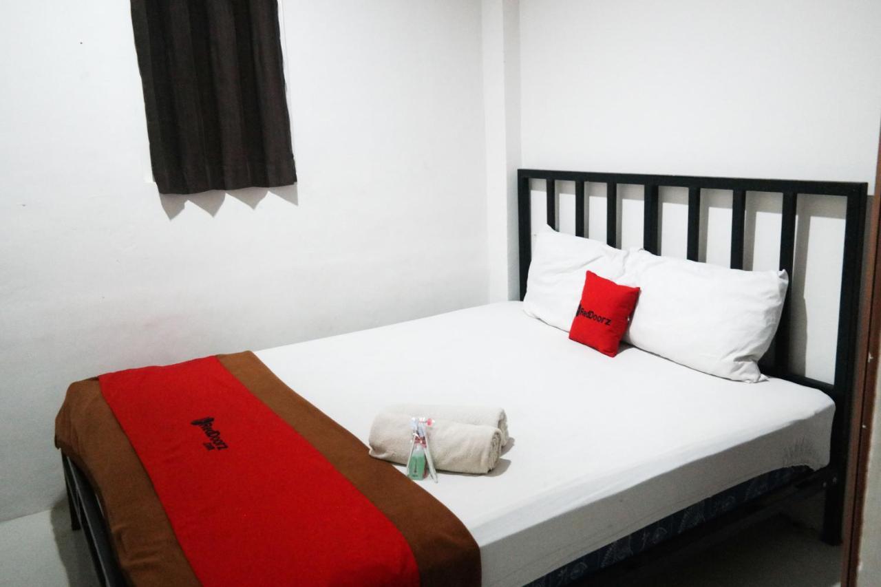Reddoorz At Jalan Somba Opu Losari 马卡萨 外观 照片