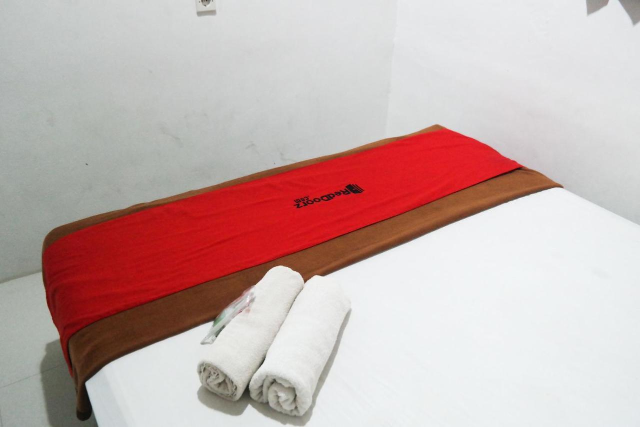 Reddoorz At Jalan Somba Opu Losari 马卡萨 外观 照片
