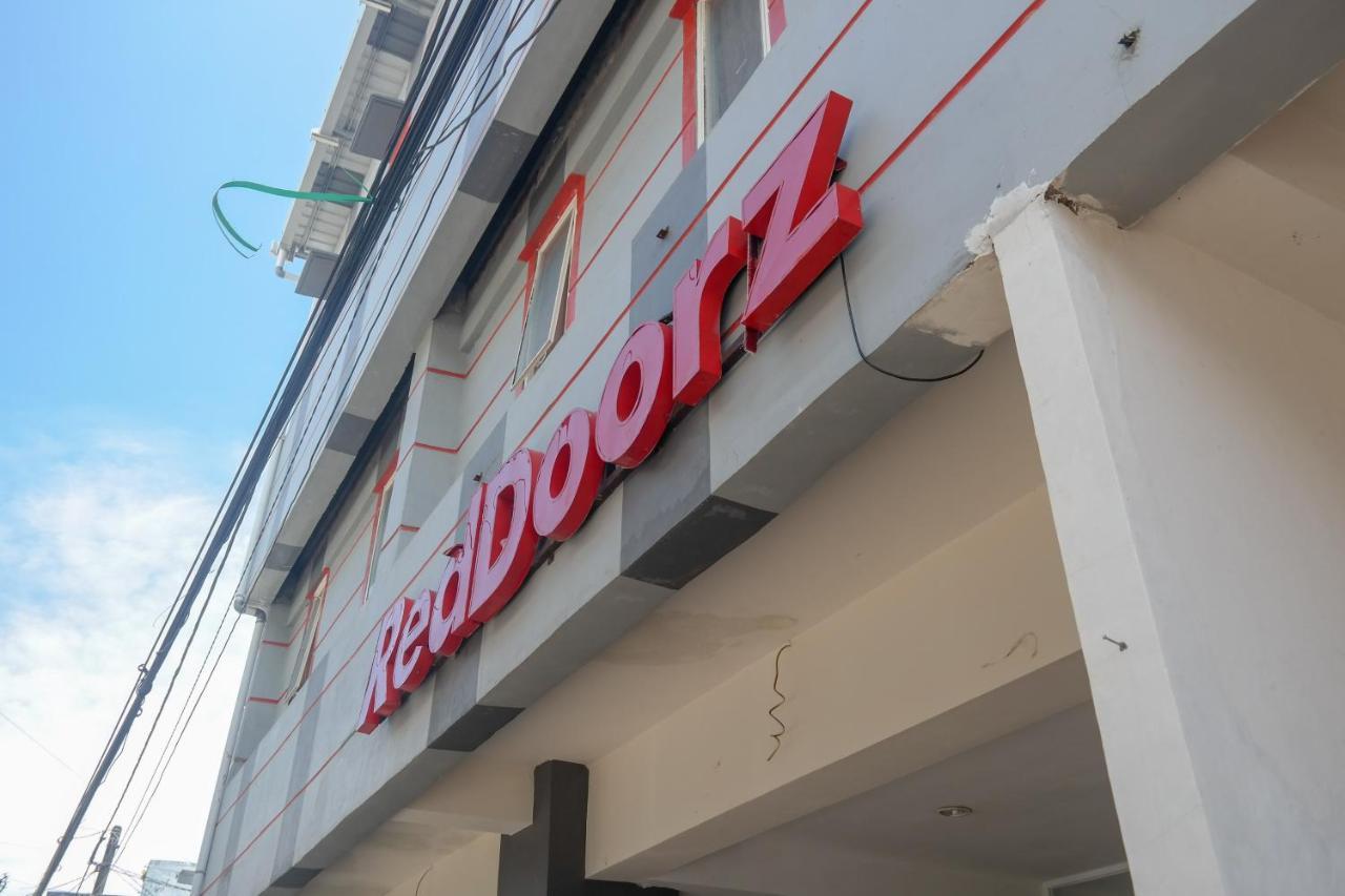 Reddoorz At Jalan Somba Opu Losari 马卡萨 外观 照片